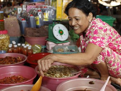 News 2018 – Article-invests-LOLC-Cambodia-2017